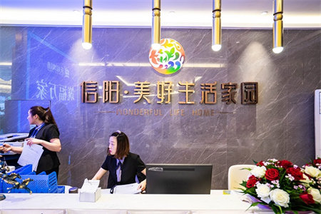 多层电梯洋房！精装基本未住大套三急售！